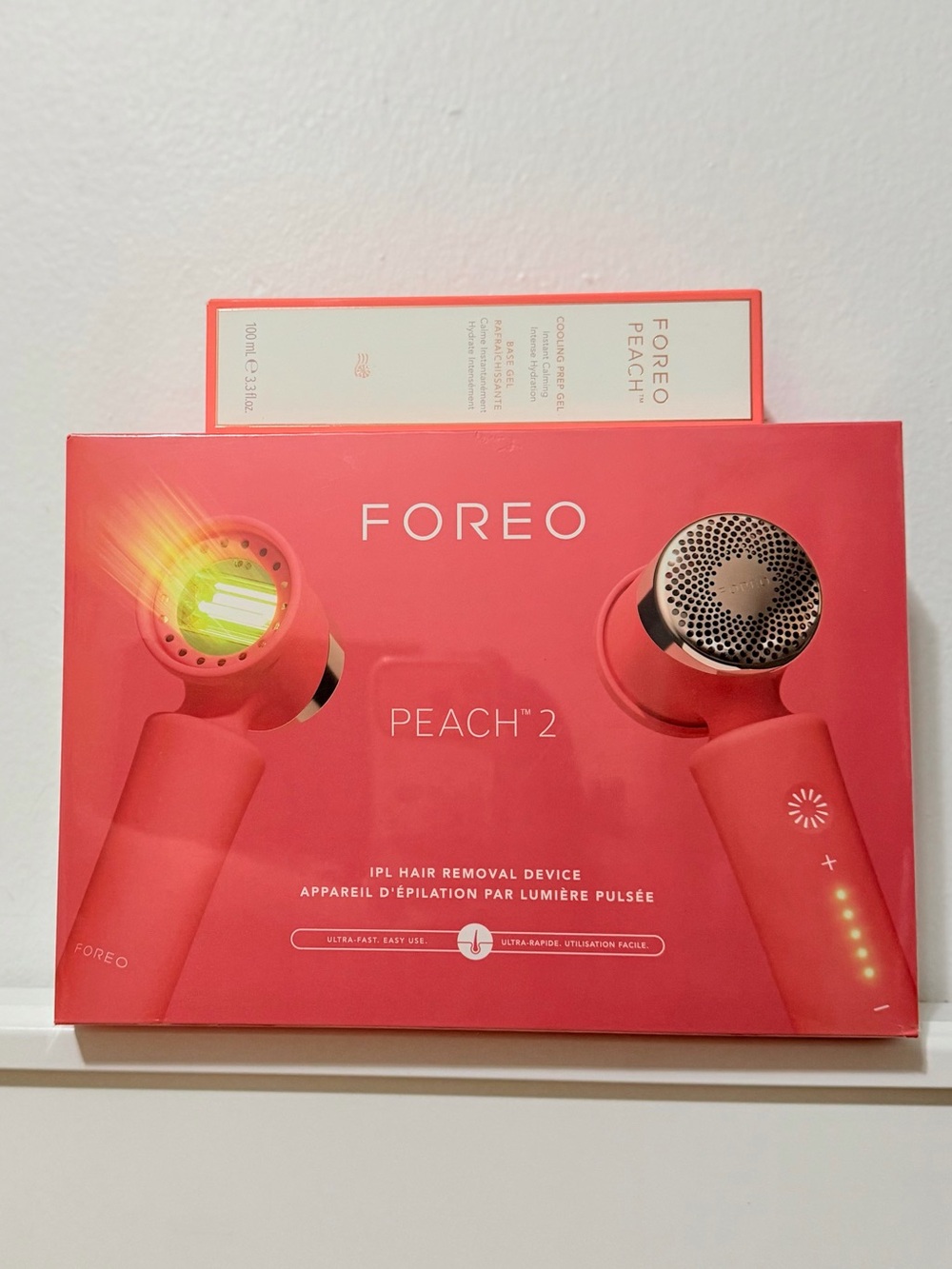 FOREO Peach 2 IPL Hair Removal Device - Coral